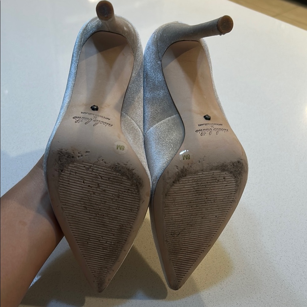 Women's Nicola Bathie x ANTONIO MELANI Suede Cream Pointed-Toe Heels - Picture 6 of 6